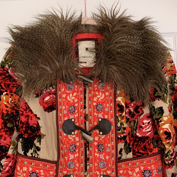 Elevenses Karelia Coat - Picture 2 of 15